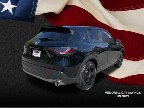 Crystal Black Pearl 2026 Honda HR-V AWD Sport