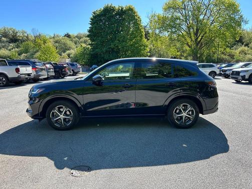 Crystal Black Pearl 2023 Honda HR-V EX-L