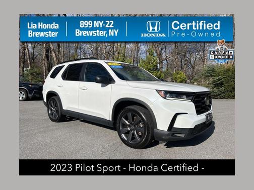 Platinum White Pearl 2023 Honda Pilot AWD Sport
