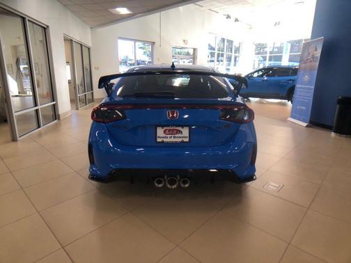 2024 Honda Civic Type R Base