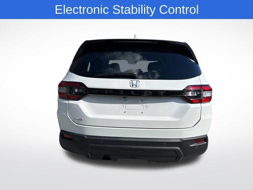 Platinum White Pearl 2023 Honda Pilot AWD EX-L 8 Passenger