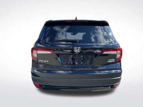 Crystal Black Pearl 2022 Honda Pilot AWD Sport