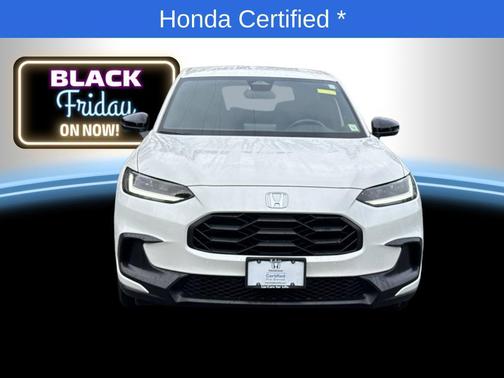 Platinum White Pearl 2024 Honda HR-V AWD Sport
