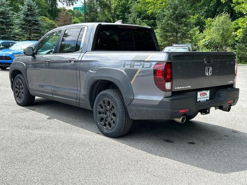 Gray 2023 Honda Ridgeline RTL