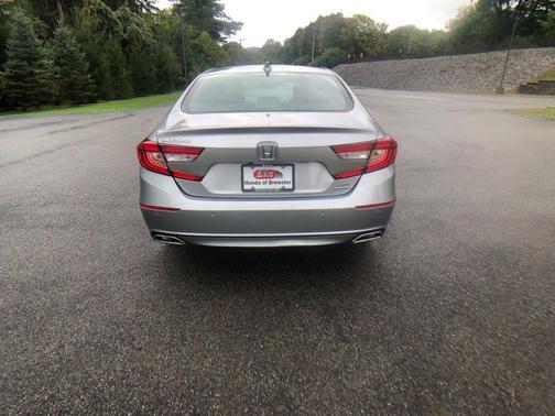 2022 Honda Accord Touring 2.0T