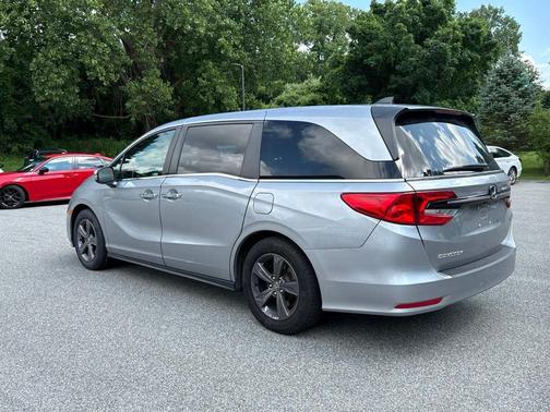 Lunar Silver Metallic 2022 Honda Odyssey EX
