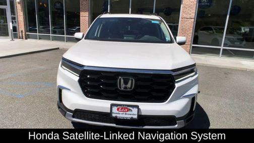 2025 Honda Pilot Touring 8-Passenger