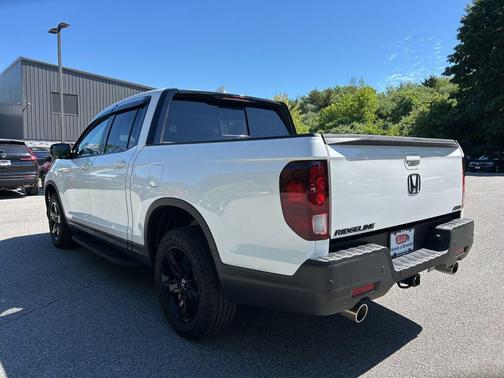 Platinum White Pearl 2023 Honda Ridgeline Black