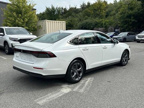 Platinum White Pearl 2023 Honda Accord EX