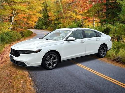 Platinum White Pearl 2023 Honda Accord EX
