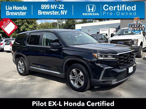 Crystal Black Pearl 2024 Honda Pilot EX-L 7 Passenger
