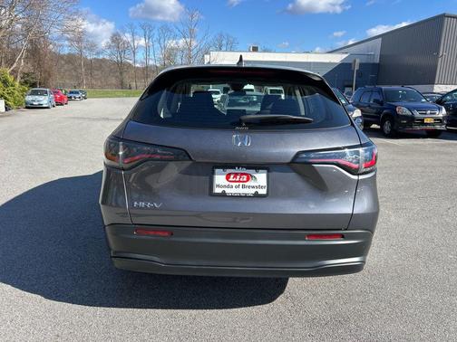 Modern Steel Metallic 2024 Honda HR-V LX