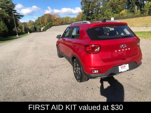 2021 Hyundai VENUE SEL