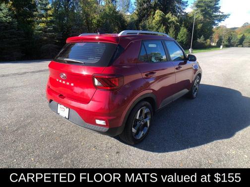 2021 Hyundai VENUE SEL