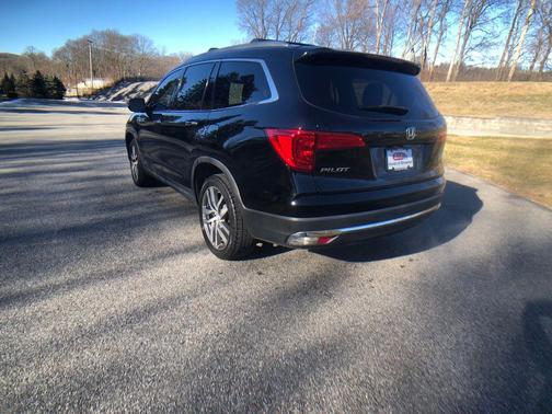 2017 Honda Pilot Elite