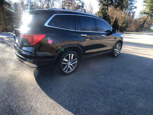 2017 Honda Pilot Elite