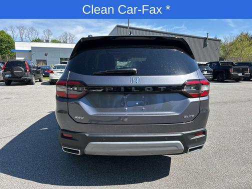 Gray 2025 Honda Pilot Elite