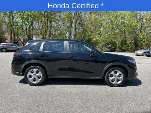 Crystal Black Pearl 2023 Honda HR-V LX