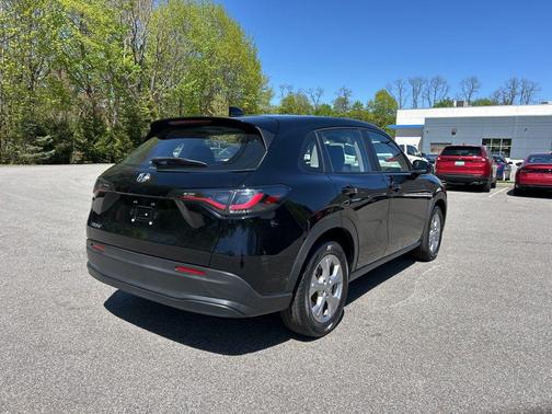Crystal Black Pearl 2023 Honda HR-V LX