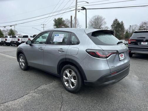 Modern Steel Metallic 2023 Honda HR-V LX