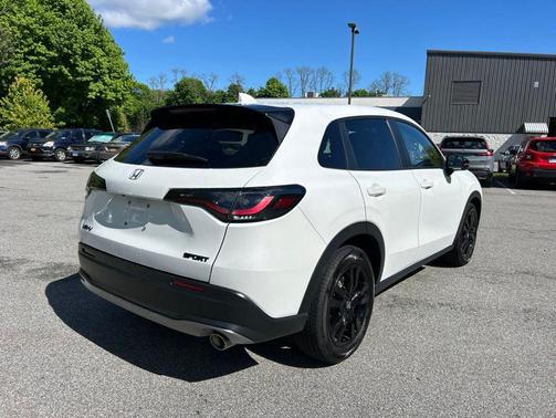 Platinum White Pearl 2026 Honda HR-V AWD Sport