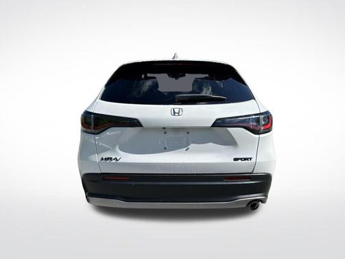 Platinum White Pearl 2026 Honda HR-V AWD Sport