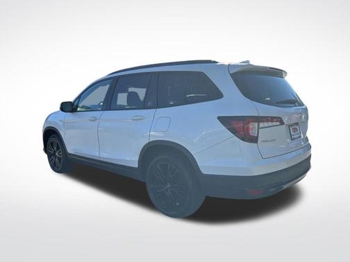 2022 Honda Pilot AWD Black Edition