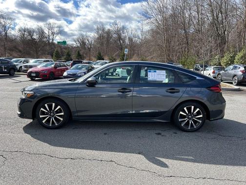 2022 Honda Civic EX-L