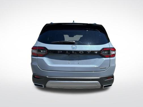 Gray 2023 Honda Pilot Touring 8-Passenger