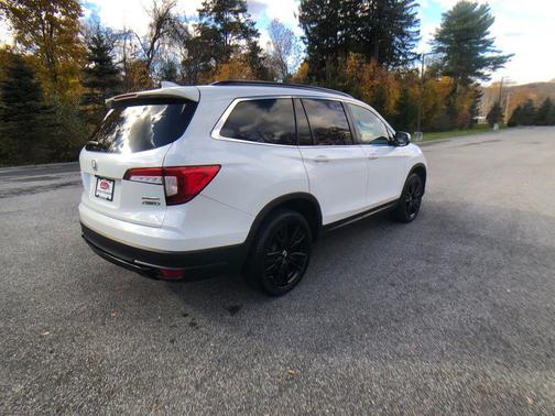 2022 Honda Pilot AWD Special Edition