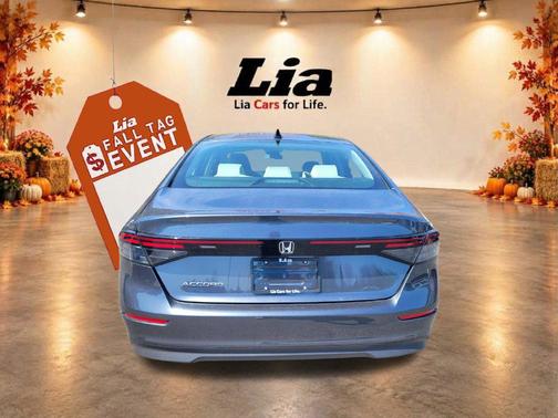 Meteorite Gray Metallic 2026 Honda Accord SE