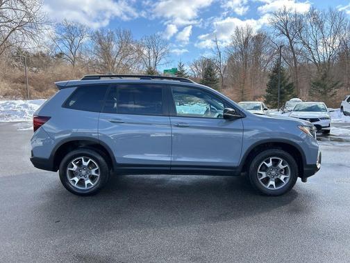2022 Honda Passport AWD TrailSport