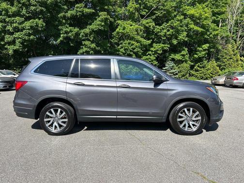 Gray 2021 Honda Pilot AWD EX-L
