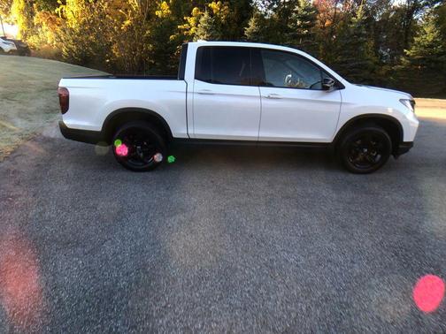 2023 Honda Ridgeline Black