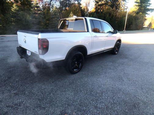 2023 Honda Ridgeline Black