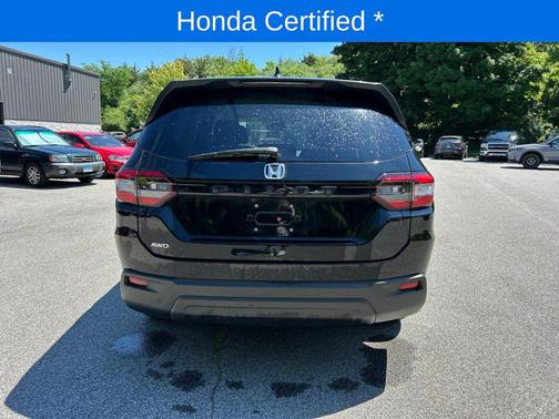 Crystal Black Pearl 2023 Honda Pilot AWD LX