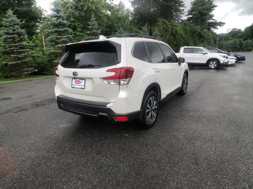 2022 Subaru Forester Premium
