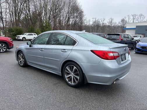 2017 Subaru Legacy Limited