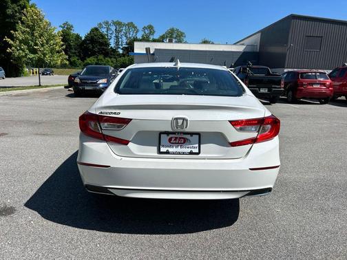 Platinum White Pearl 2021 Honda Accord LX 1.5T