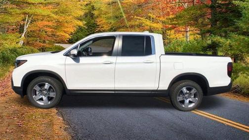Platinum White Pearl 2026 Honda Ridgeline RTL