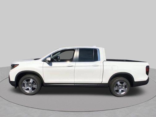 Platinum White Pearl 2026 Honda Ridgeline RTL