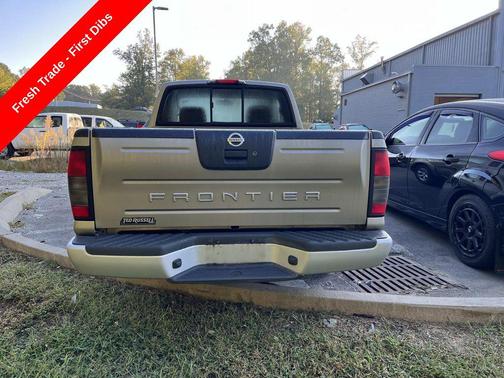 2004 Nissan Frontier XE King Cab