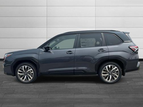 2025 Subaru Forester Hybrid Touring