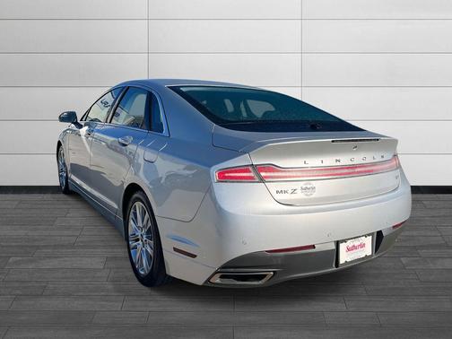 2016 Lincoln MKZ Base