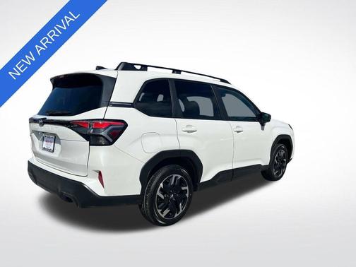 Crystal White Pearl 2026 Subaru Forester Limited
