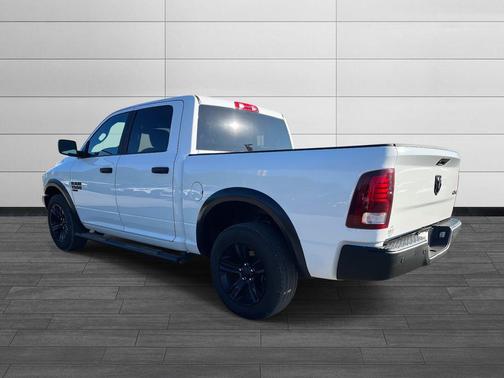 2023 RAM 1500 Classic Warlock Crew Cab 4x4 5'7' Box