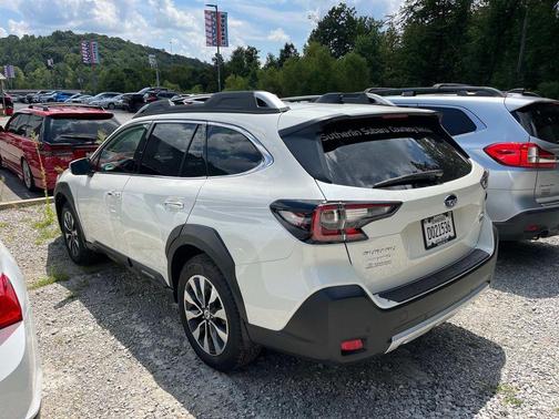 2025 Subaru Outback Touring