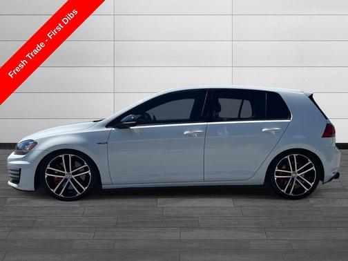 2017 Volkswagen Golf GTI 2.0T SE 4-Door