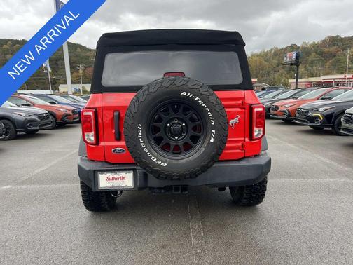 2023 Ford Bronco Base