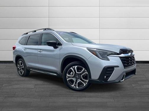Ice Silver Metallic 2025 Subaru Ascent Touring